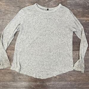 Revelation gray long sleeve T-shirt knit top size small? B155